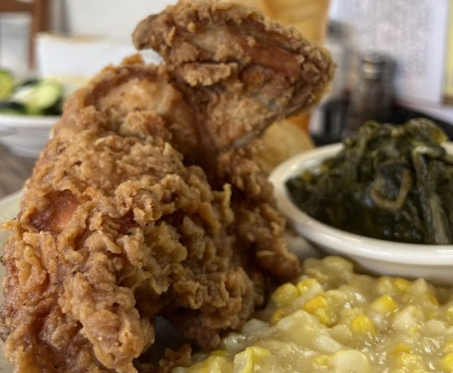 Wendell Smith's Restaurant signature dishes Fried ChickenRoast BeefFried Pork Chops